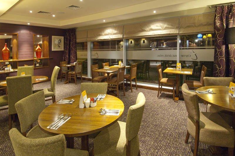 Premier Inn Liverpool John Lennon Airport Speke Buitenkant foto